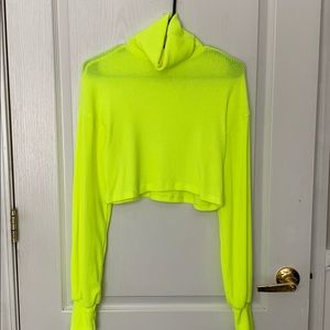 Forever 21 cropped turtleneck 💗